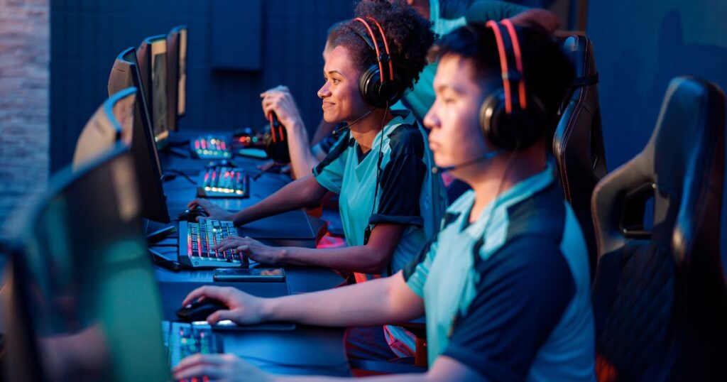 Tips To Join a Pro Esports Team & Organization