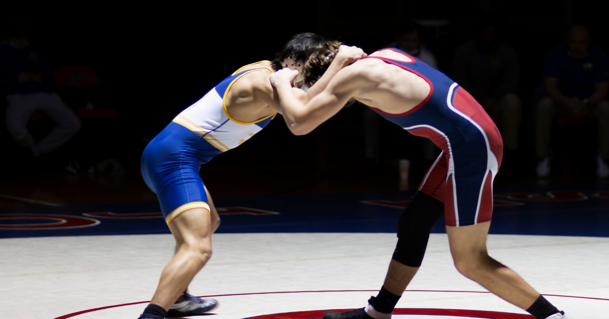 Benefits of Wrestling in High School for Students